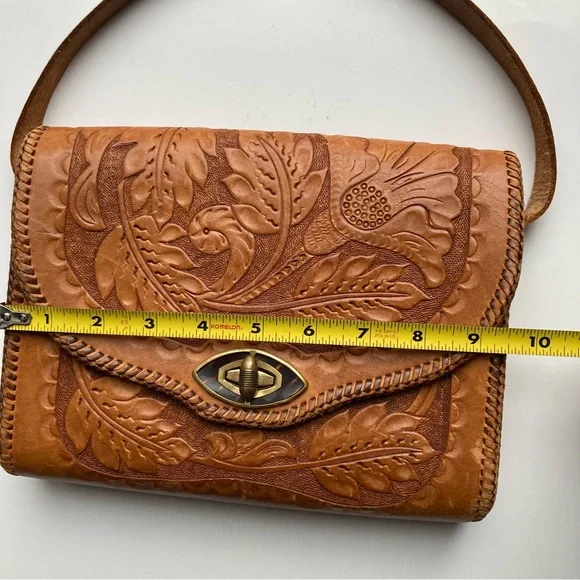 Vintage Hand Tooled Leather Shoulder Bag - Picture 8 of 8